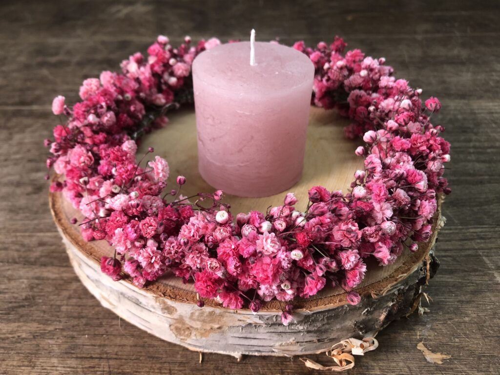 Kränzchen rosa mit Kerze